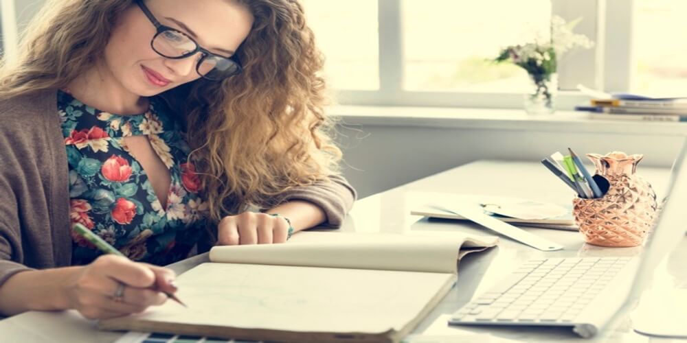 features of giving constructive feedback